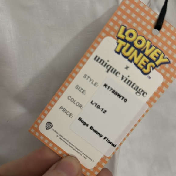NWT unique vintage looney tunes pinup bugs bunny top - Picture 5 of 5